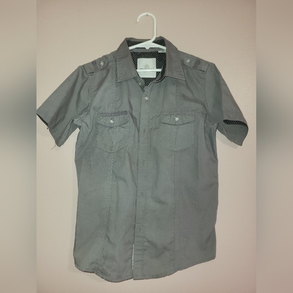 Craft & Flow Gray Short Sleeve Shirt - Picture 1 of 3